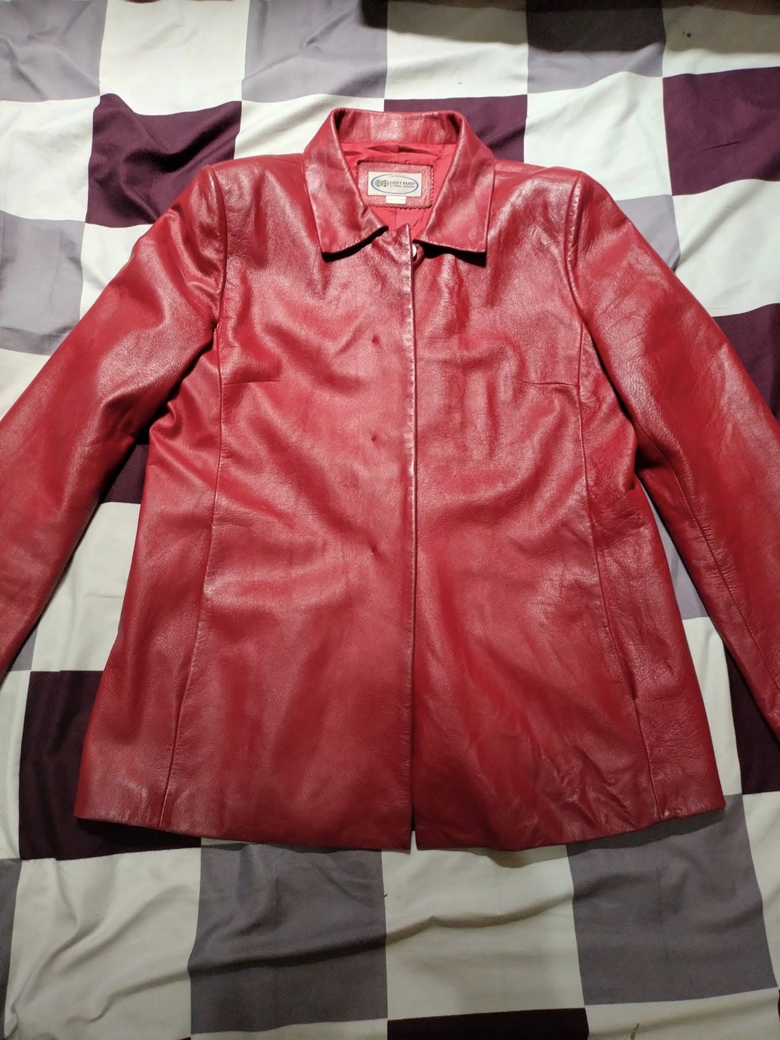 Model Jaket Kulit Cewek Paling Populer