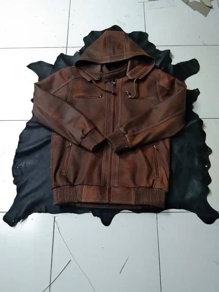 Pengrajin Jaket Kulit Asli Garut